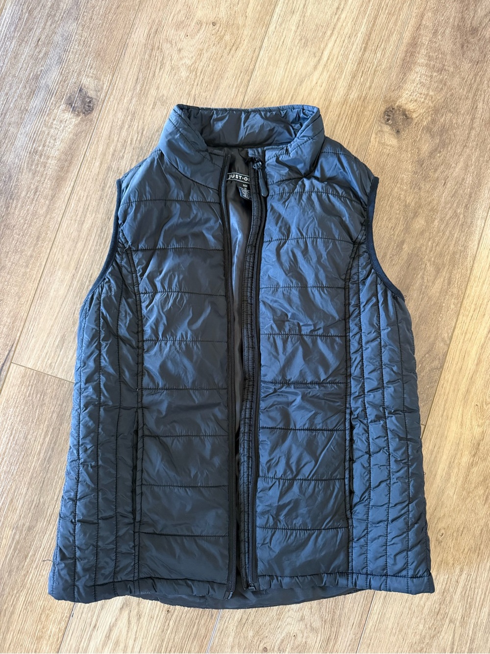 Women's Black Quilted Puffer Vest - Lightweight Layering
